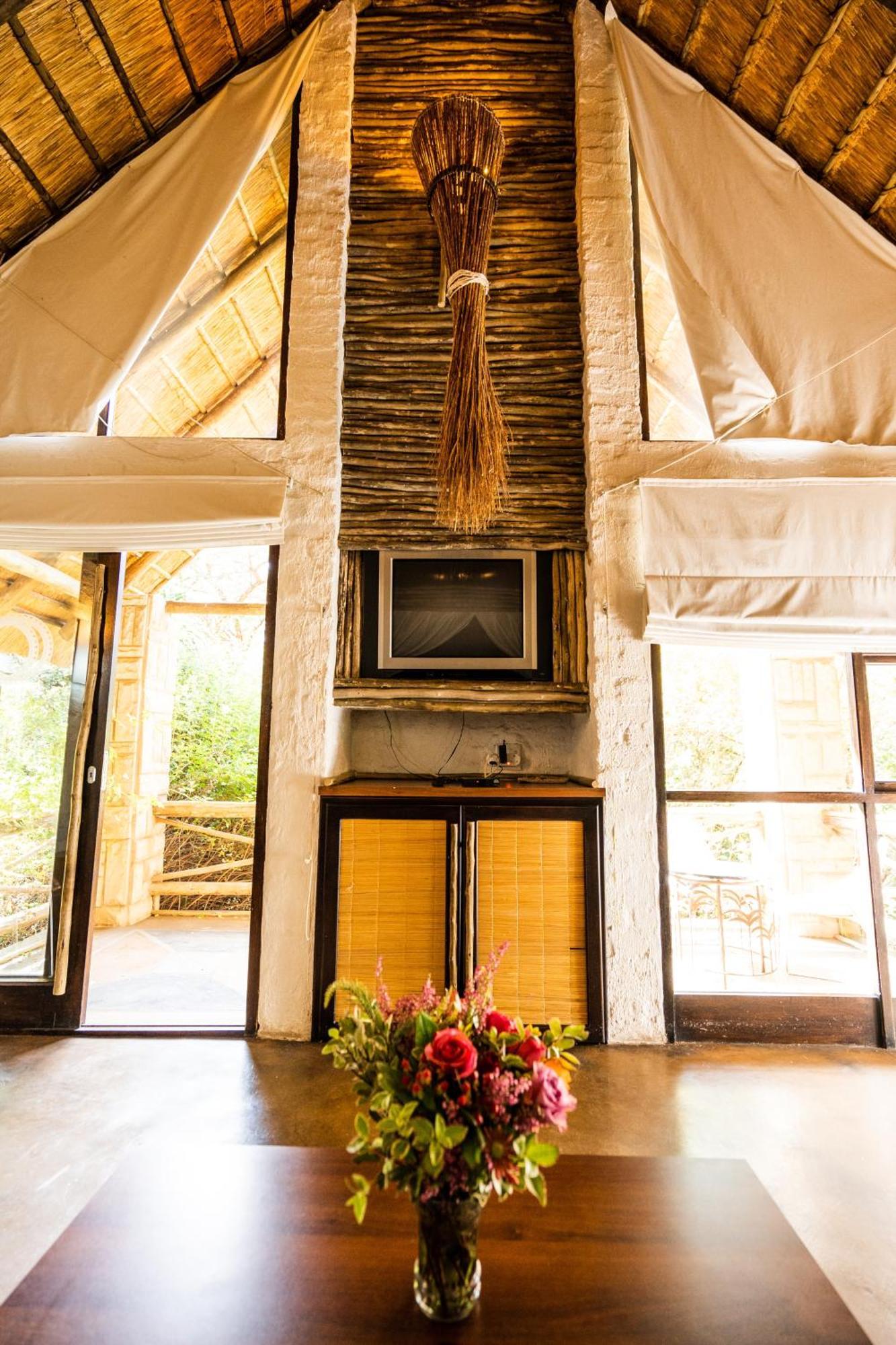 Hakunamatata Lodge & Health Spa/ Wedding & Conference Venue Muldersdrift Exterior foto